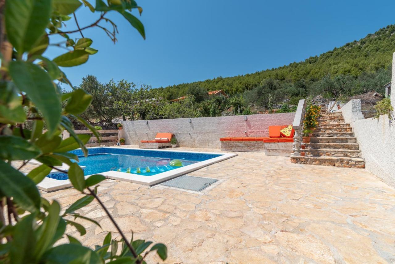 Eden Mediterranean House Vrsine エクステリア 写真
