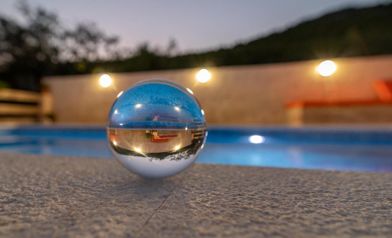 Eden Mediterranean House Vrsine エクステリア 写真