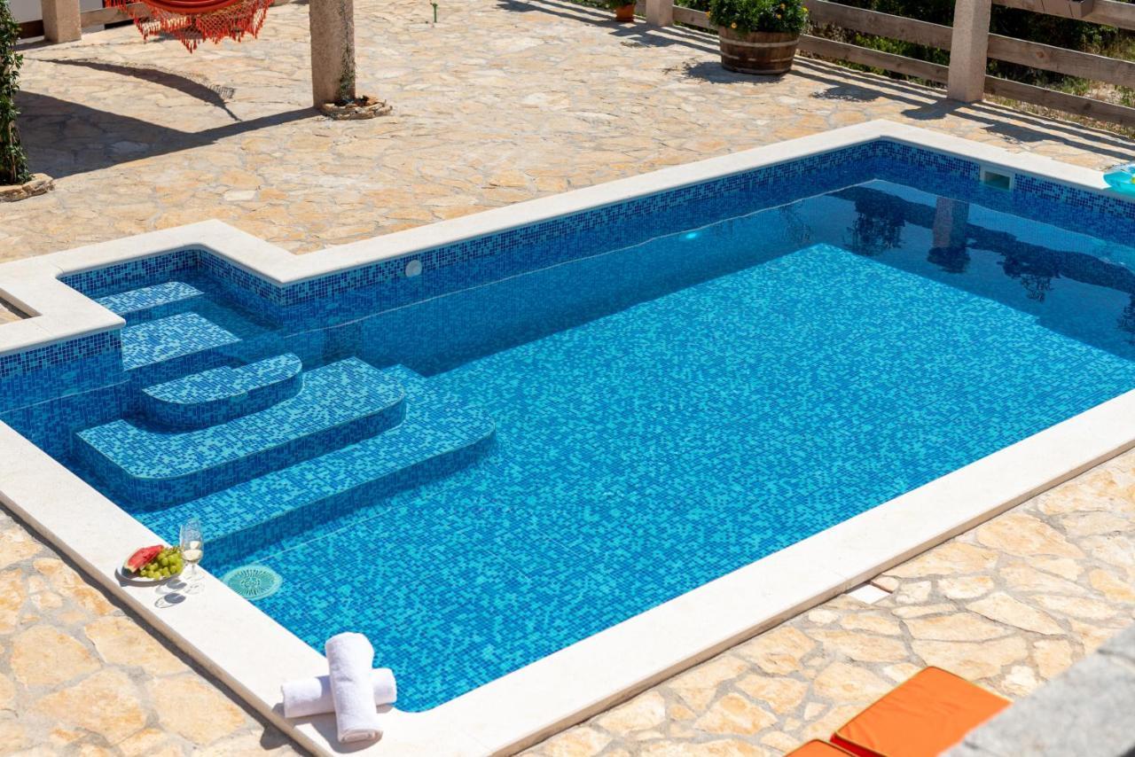 Eden Mediterranean House Vrsine エクステリア 写真