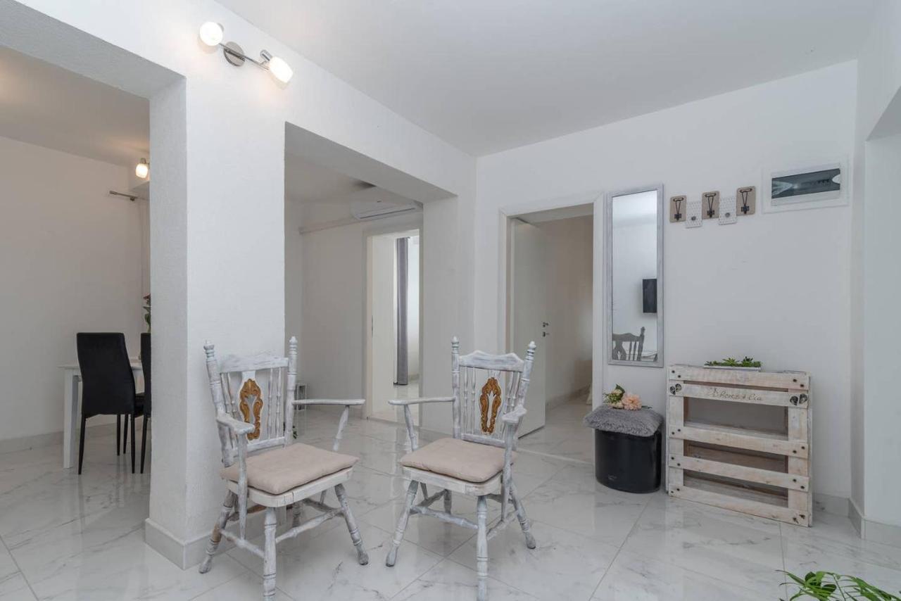 Eden Mediterranean House Vrsine エクステリア 写真