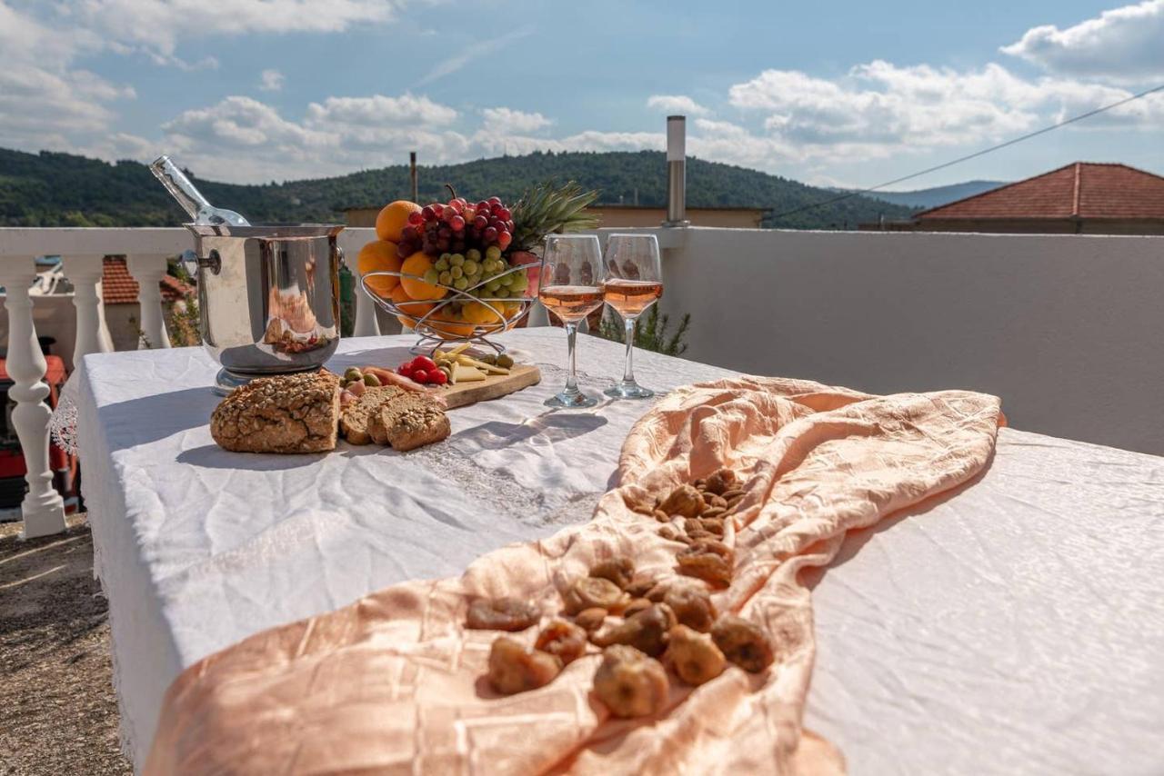 Eden Mediterranean House Vrsine エクステリア 写真