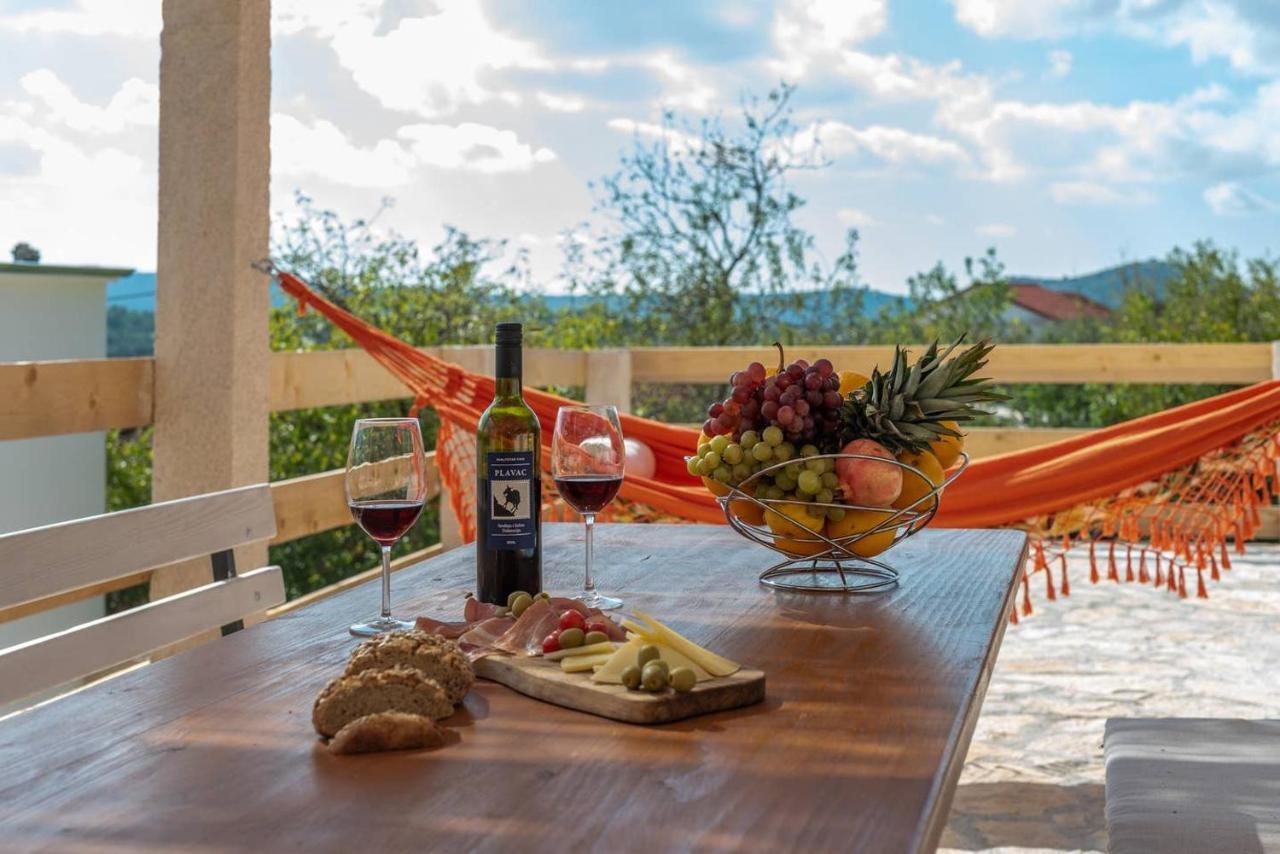 Eden Mediterranean House Vrsine エクステリア 写真
