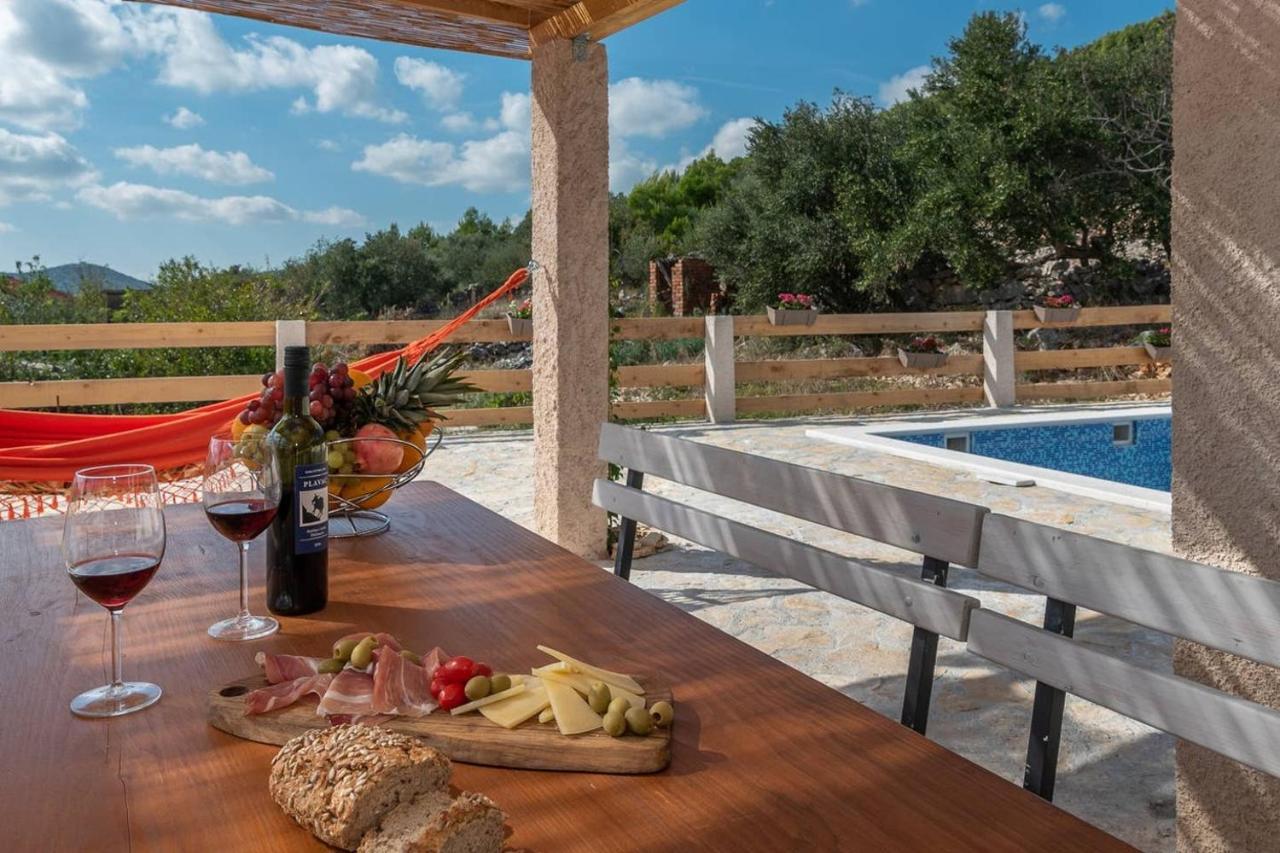 Eden Mediterranean House Vrsine エクステリア 写真